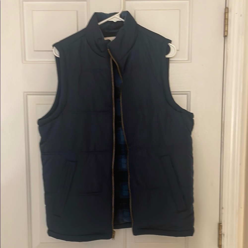 Men's Navy Blue Puffer Vest